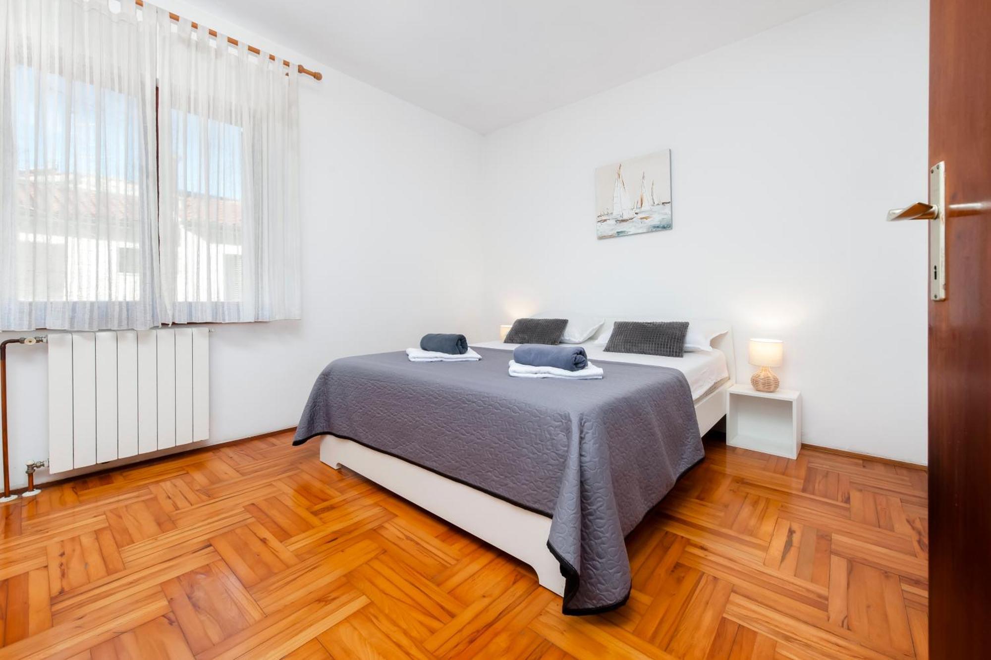 Apartments Luce Ровинь Экстерьер фото