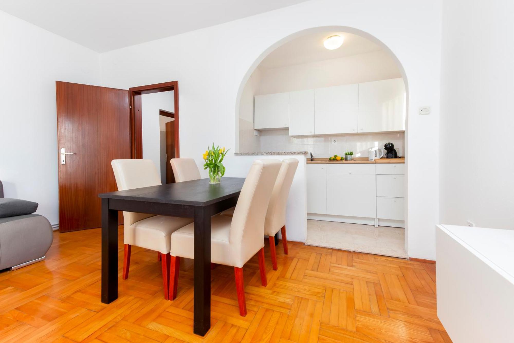 Apartments Luce Ровинь Экстерьер фото