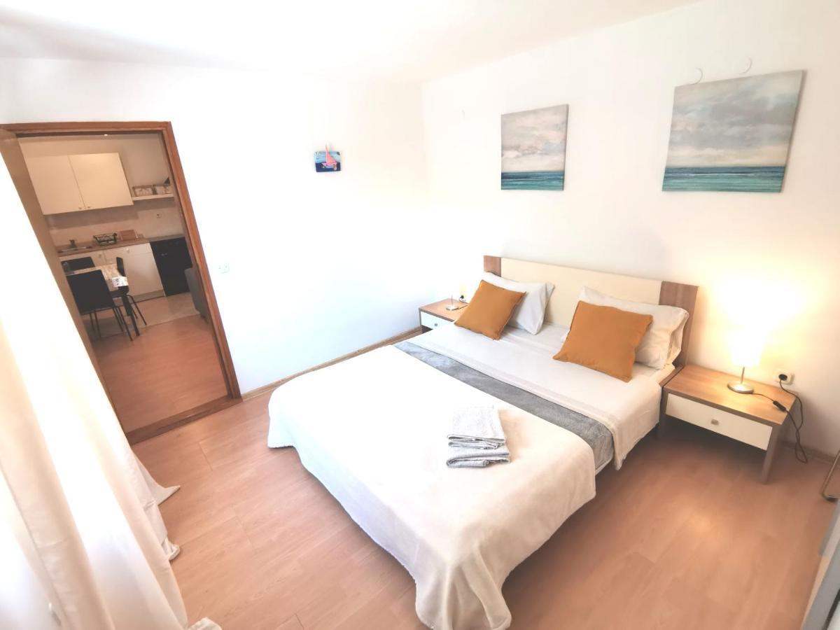 Apartments Luce Ровинь Экстерьер фото